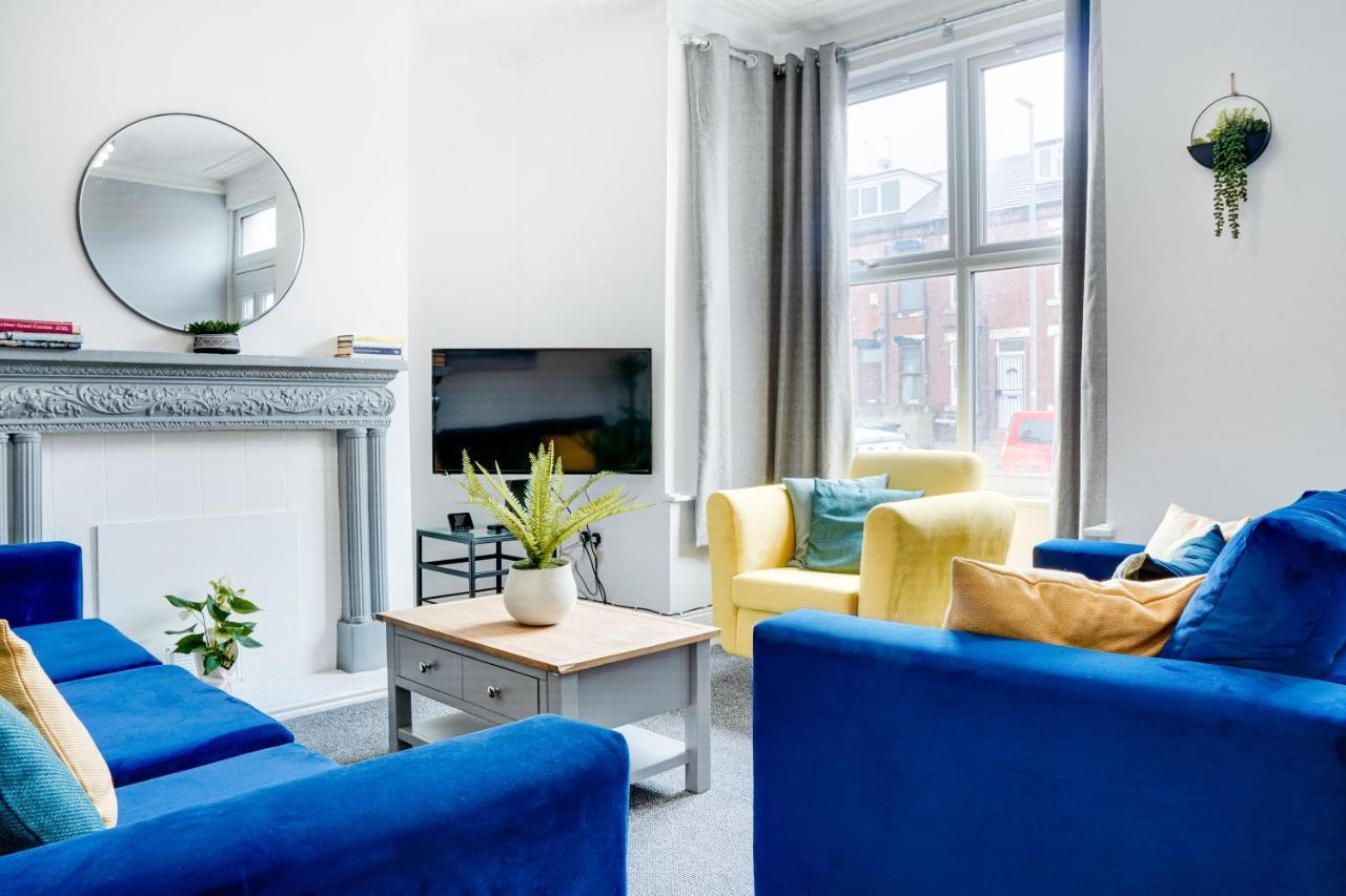 Spacious 4 Bedroom House Near Leeds Cc Beeston Hill 외부 사진